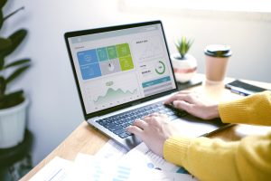 Assistente Virtuale Freelance Valentina Colelli Gestione CRM Aziendali Back Office